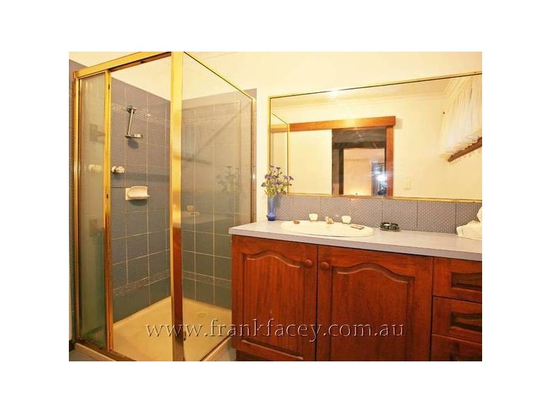 122 Brisbane Street, Berwick VIC 3806