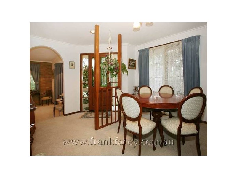 122 Brisbane Street, Berwick VIC 3806