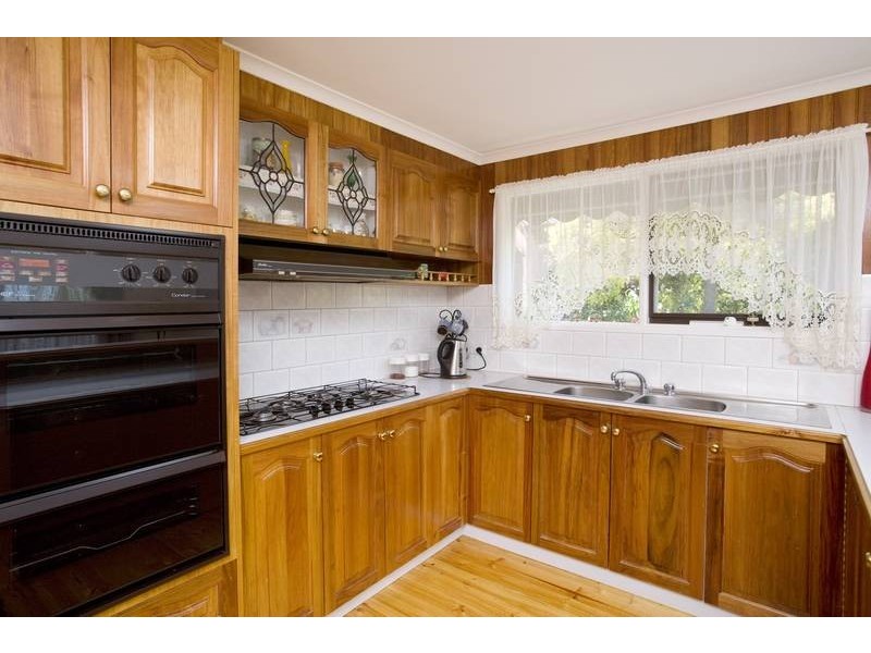 11 Addison Court, Mulgrave VIC 3170