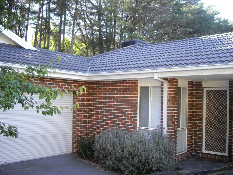 12-14/4 Harkaway Road, Berwick VIC 3806