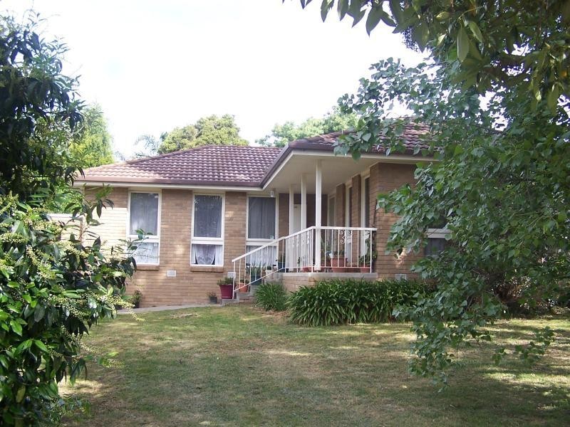 136 Haverbrack Drive, Mulgrave VIC 3170