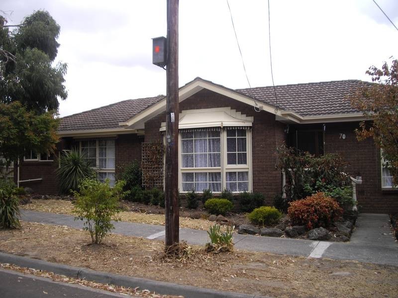 70 Remington Drive, Glen Waverley VIC 3150