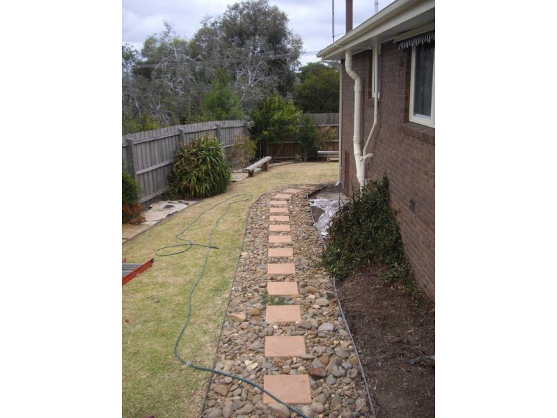 70 Remington Drive, Glen Waverley VIC 3150