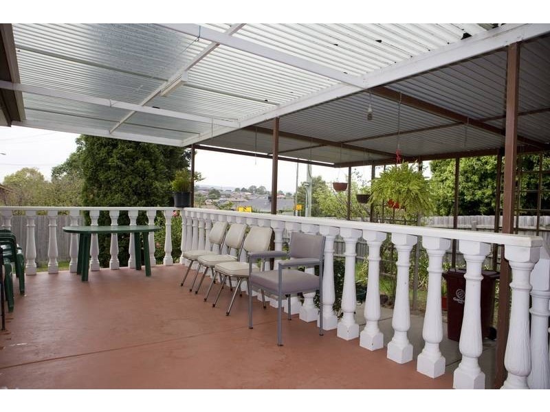 16 Livonia Place, Dandenong North VIC 3175