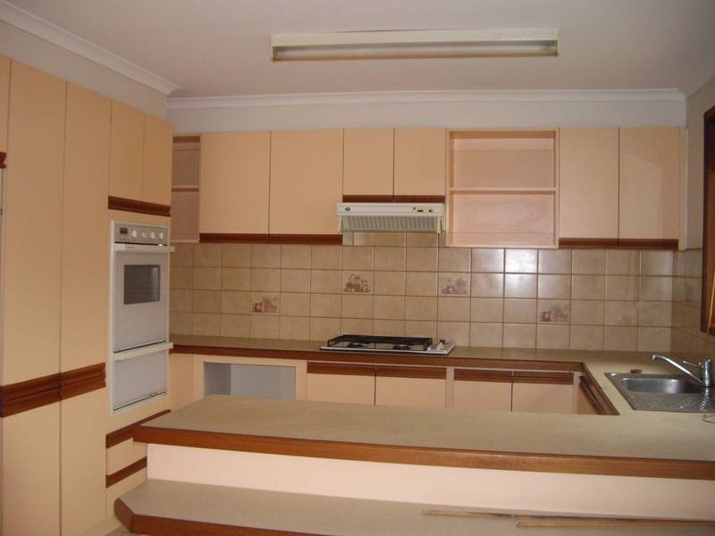 2/24 Roberts Avenue, Mulgrave VIC 3170