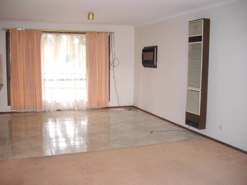 2/24 Roberts Avenue, Mulgrave VIC 3170