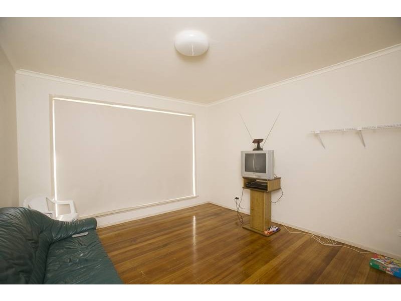 6 Plum Street, Doveton VIC 3177