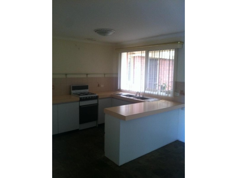 1/137 Cairns Road, Hampton Park VIC 3976