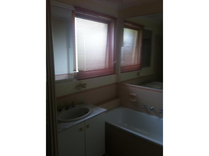 1/137 Cairns Road, Hampton Park VIC 3976