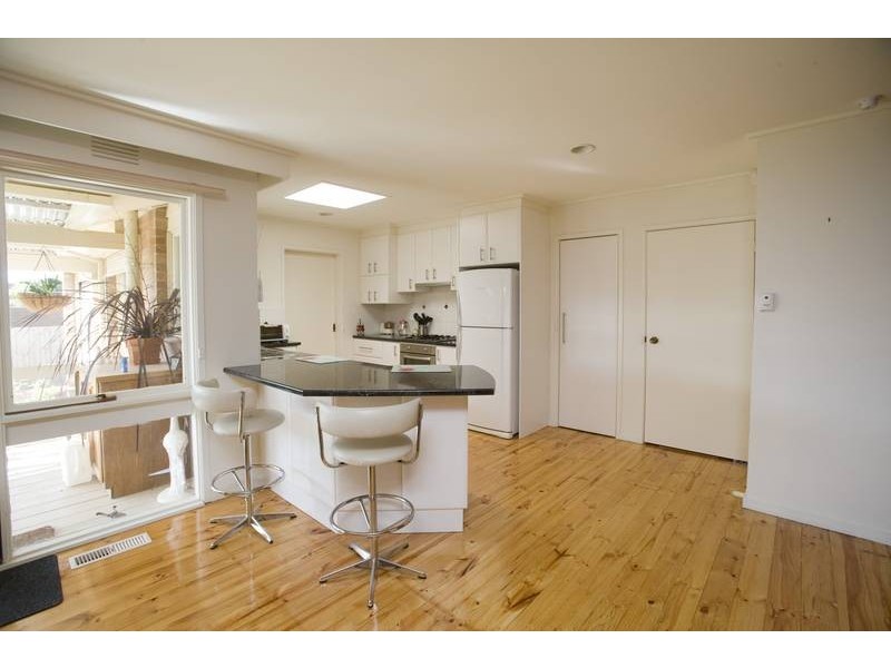 118 Outlook Drive, Dandenong North VIC 3175