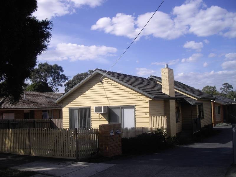 1/39 Hillside Street, Dandenong North VIC 3175