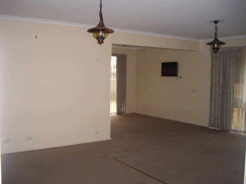 49 Lipton Drive, Dandenong North VIC 3175