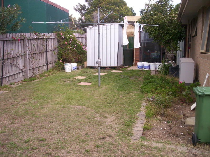35 Clifton Way, Endeavour Hills VIC 3802