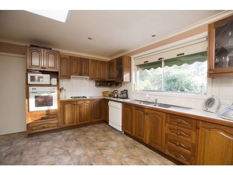 51 Huxley Avenue, Mulgrave VIC 3170