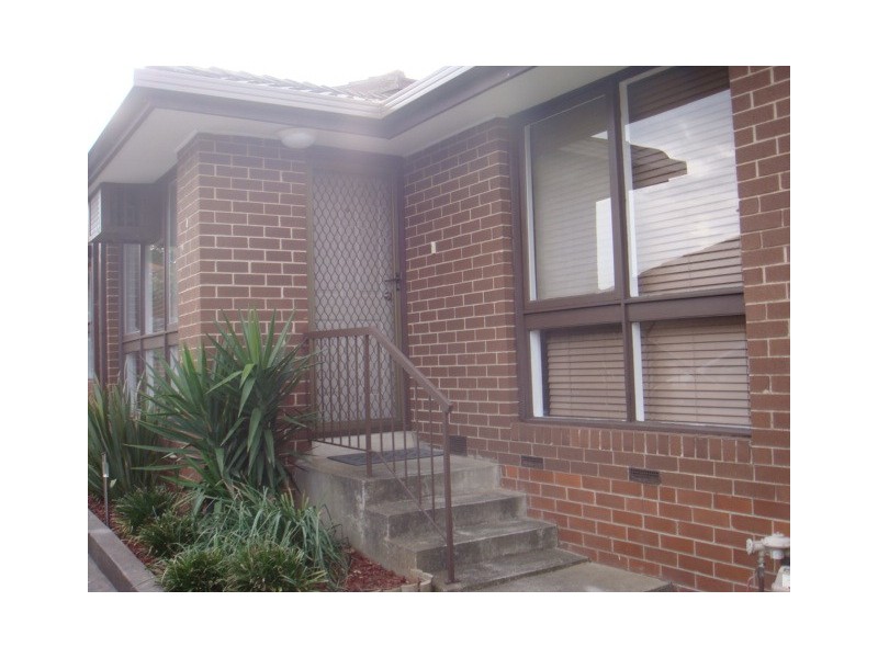 4/3 Rhoden Court, Dandenong North VIC 3175