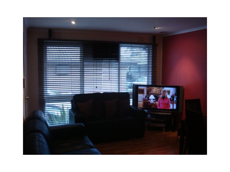 4/3 Rhoden Court, Dandenong North VIC 3175