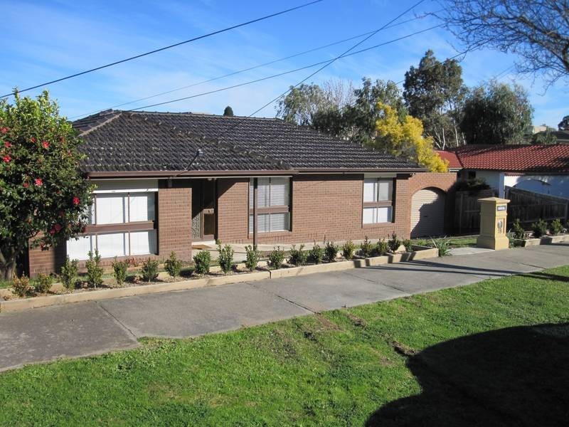 18 Exell Drive, Dandenong North VIC 3175