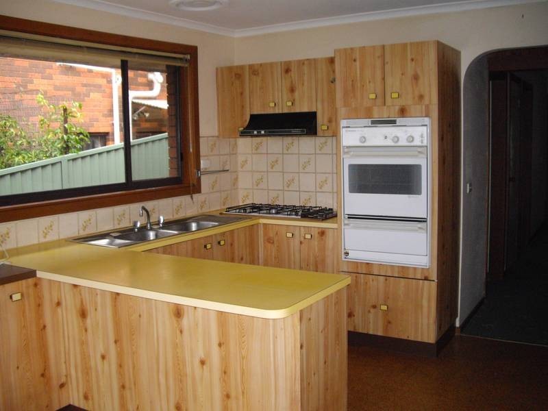 35 Holmbury Boulevard, Mulgrave VIC 3170