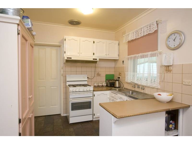 28 Mollison Street, Dandenong North VIC 3175