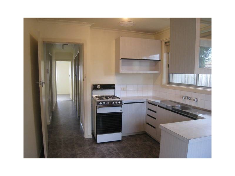 4/44 Stud Road, Dandenong VIC 3175