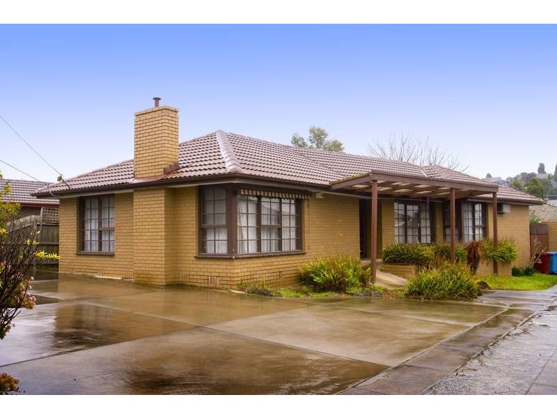 5 Huxley Avenue, Dandenong North VIC 3175