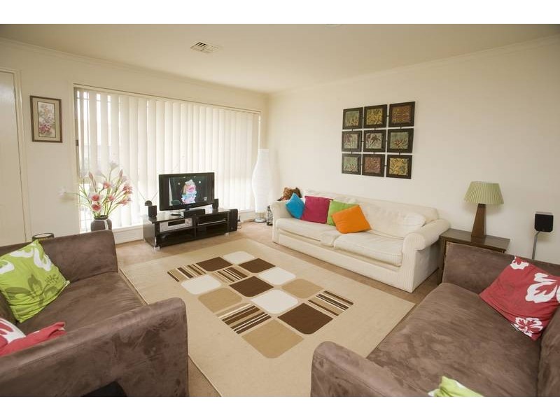 22/36 Hennessy Way, Dandenong North VIC 3175