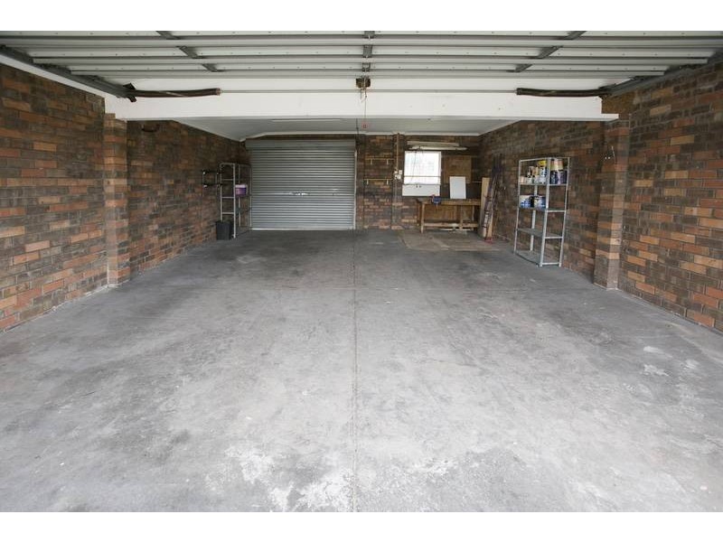 8 ROBYN COURT, Dandenong North VIC 3175