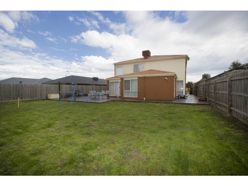 13 Wattlebird Court, Narre Warren VIC 3805