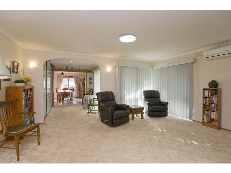 6 Grange Court, Dandenong North VIC 3175