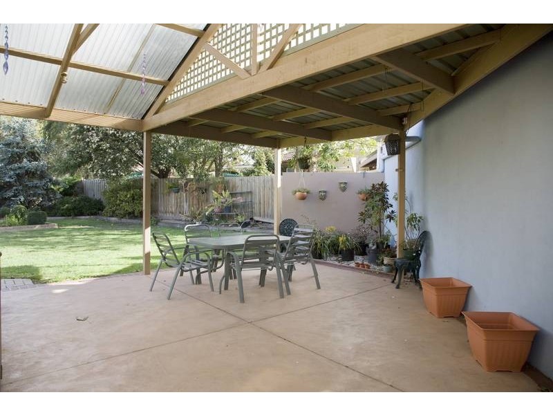 6 Grange Court, Dandenong North VIC 3175