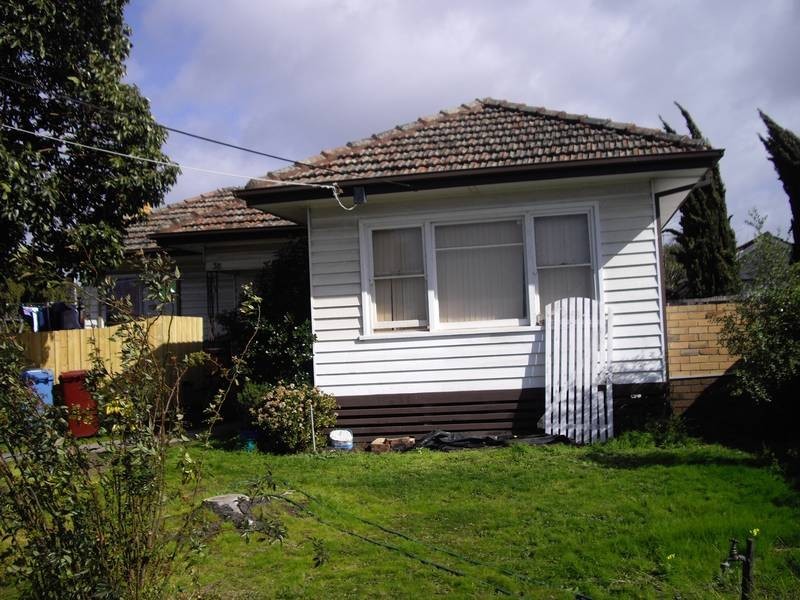 38 Gladstone Road, Dandenong VIC 3175