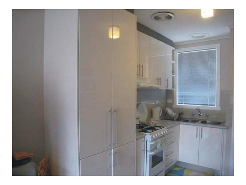 2/43 Hillside Avenue, Dandenong North VIC 3175