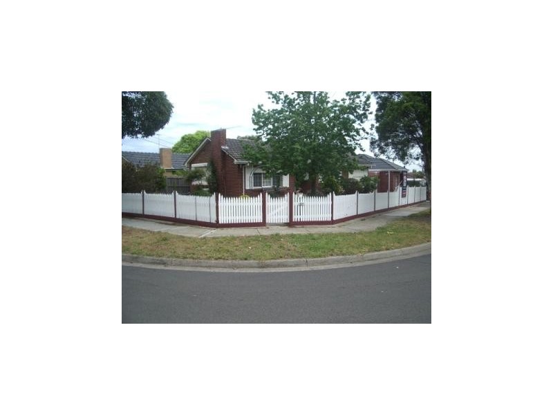 10A Caledonia Crescent, Mulgrave VIC 3170