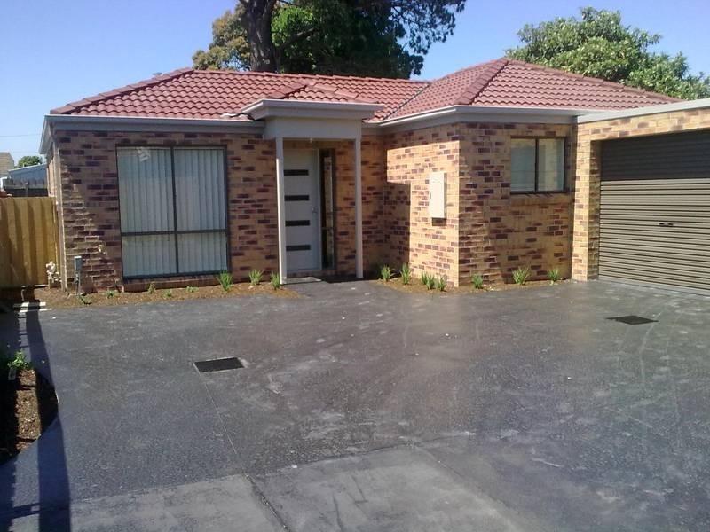 2/1 Philip Street, Dandenong North VIC 3175