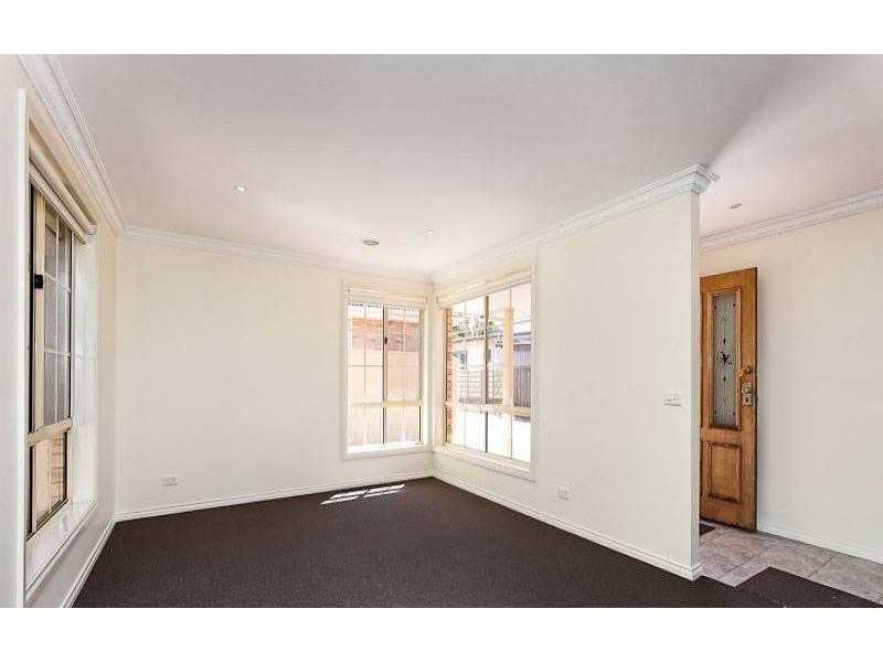 2/72 Oakwood Avenue, Noble Park North VIC 3174