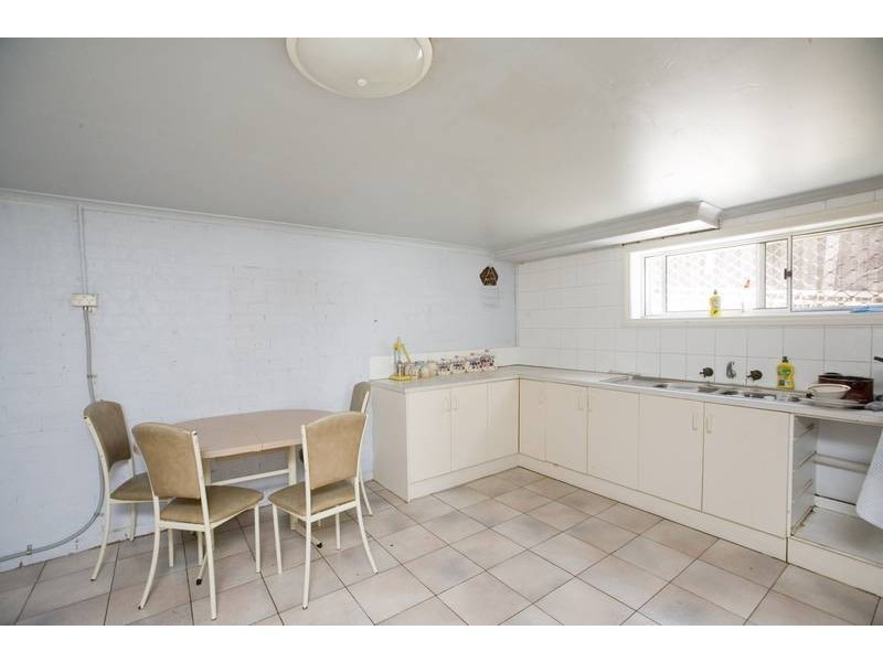 27 Bellbrook Drive, Dandenong North VIC 3175