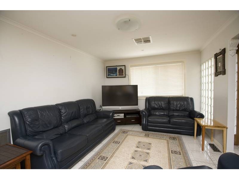 9 Pitman Street, Dandenong North VIC 3175
