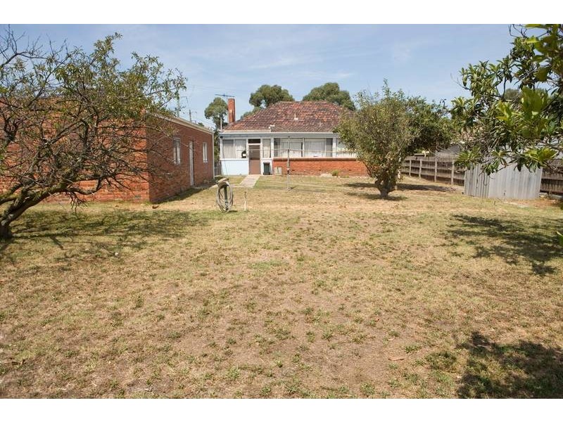 27 Police Road, Mulgrave VIC 3170