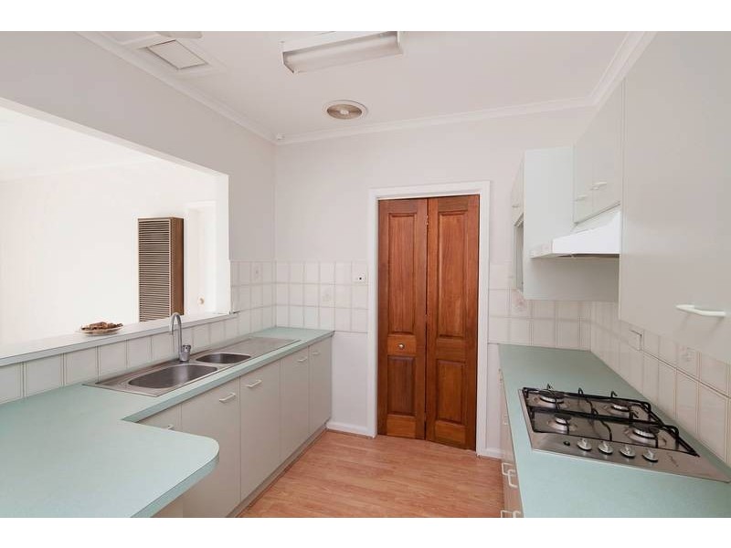 4 Smith Road, Springvale VIC 3171