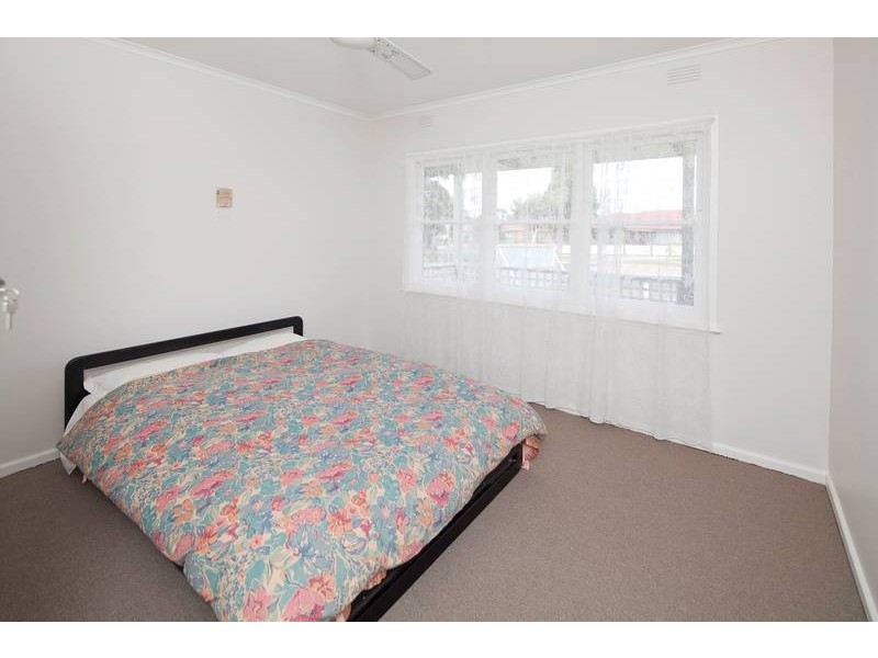 4 Smith Road, Springvale VIC 3171