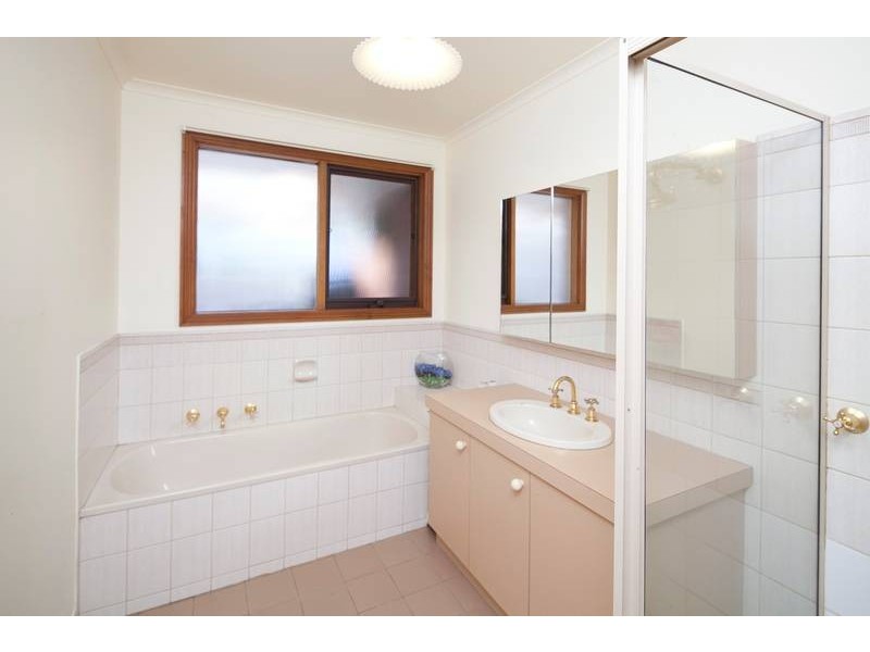 17 Timbertop Drive, Rowville VIC 3178