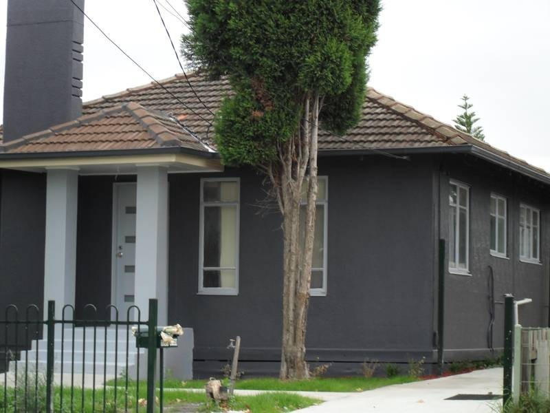 1/28 Menzies Avenue, Dandenong North VIC 3175