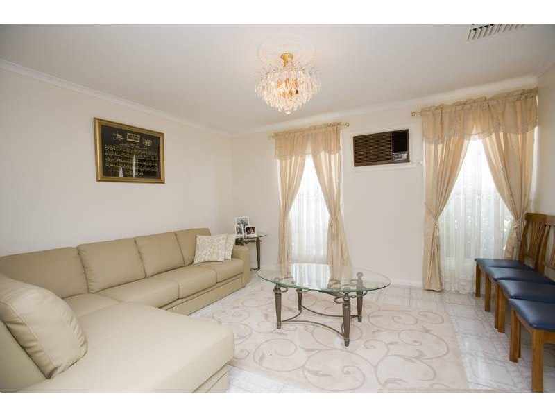 9 Pitman Street, Dandenong North VIC 3175