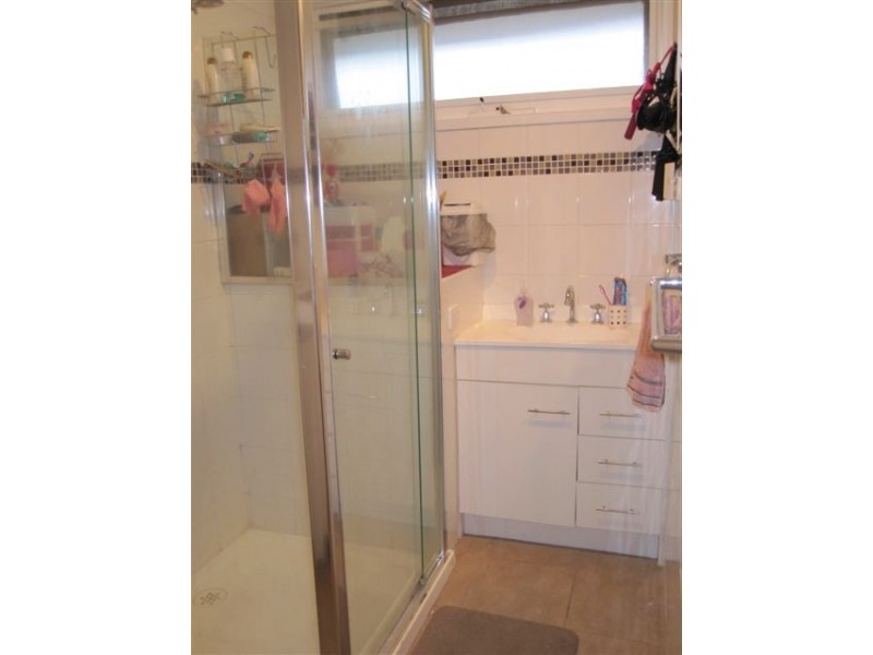 2/7 Rhoden Court, Dandenong North VIC 3175