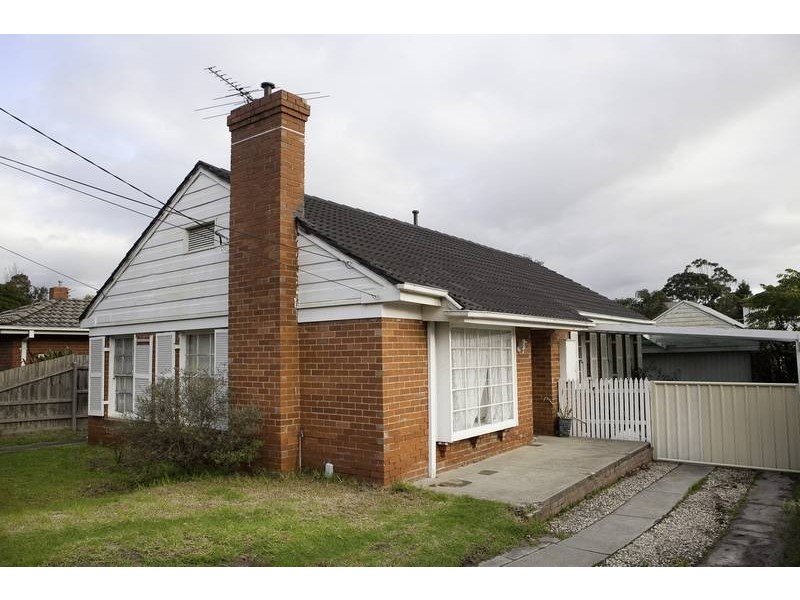 8 Tudor Court, Noble Park North VIC 3174