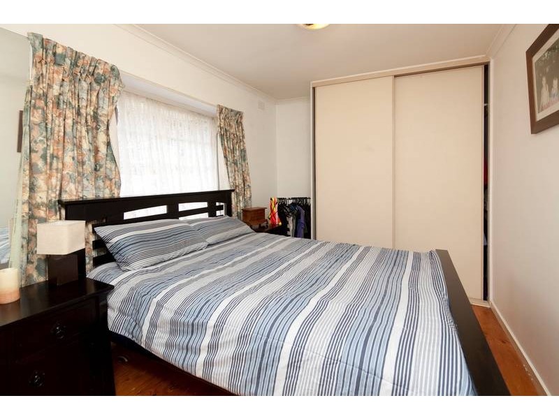 8 Tudor Court, Noble Park North VIC 3174