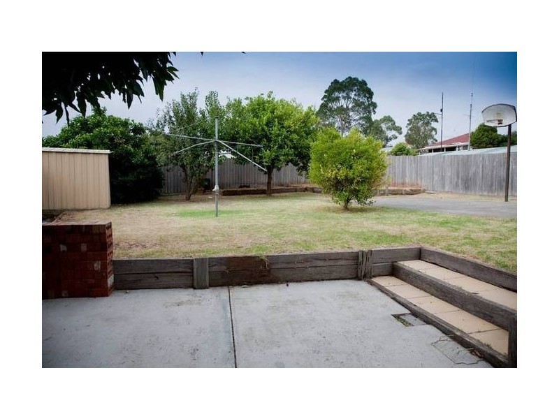 23 Allison Avenue, Eumemmerring VIC 3177
