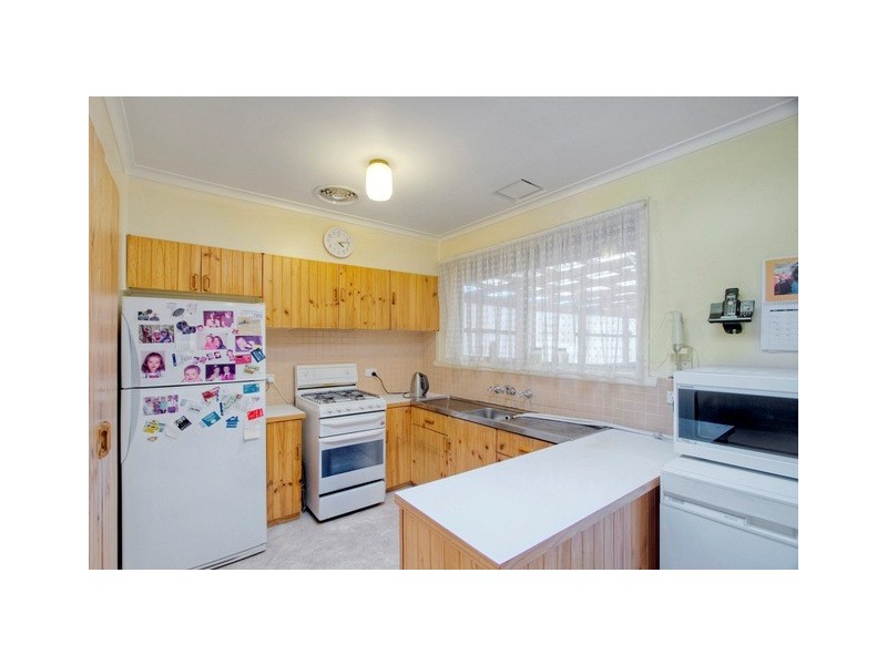 32 Hansworth Street, Mulgrave VIC 3170