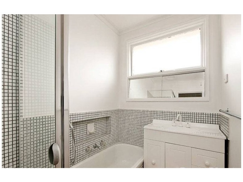 21 Lower Terrace Crescent, Noble Park North VIC 3174