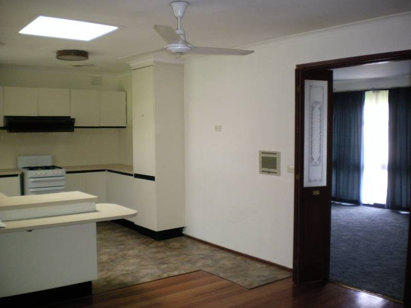 6 Griffiths Court, Dandenong North VIC 3175